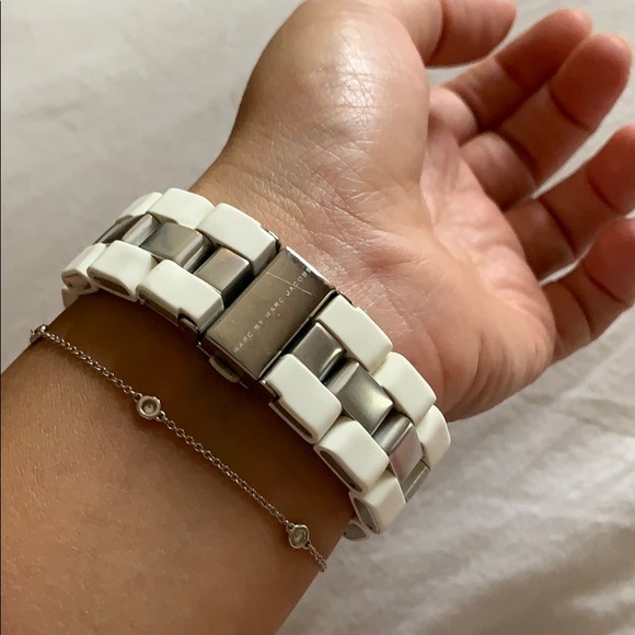 Marc Jacobs Watch - Picture 2 of 5